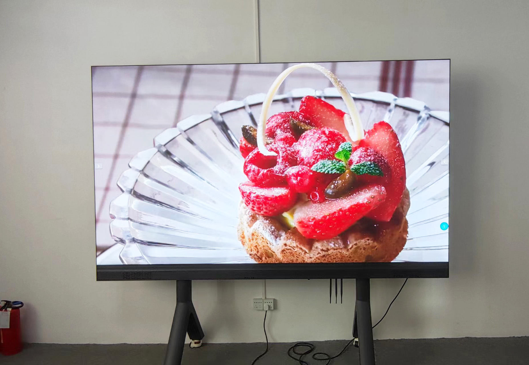 внутренний светодиодный дисплей &laquo;все в одном&raquo;